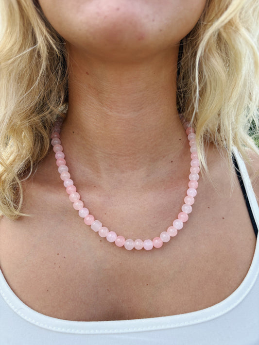 The Kylie Glass Beaded Necklace- PEACHY